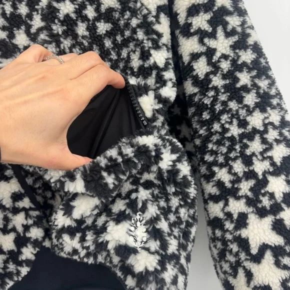 Free People Movement Hit the Slopes Jacket Star Print - Picture 6 of 9